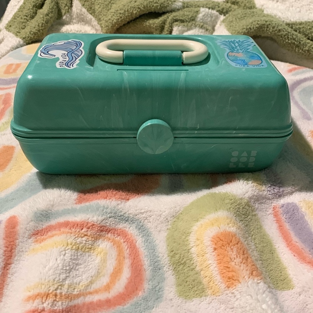 turquoise caboodle *makeup not included*
